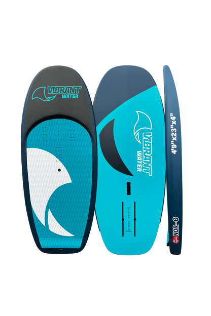 Wingfoilbrett Vibrant water karbon 4´9 23" 4" 70 liter brett i turkis og blå farge